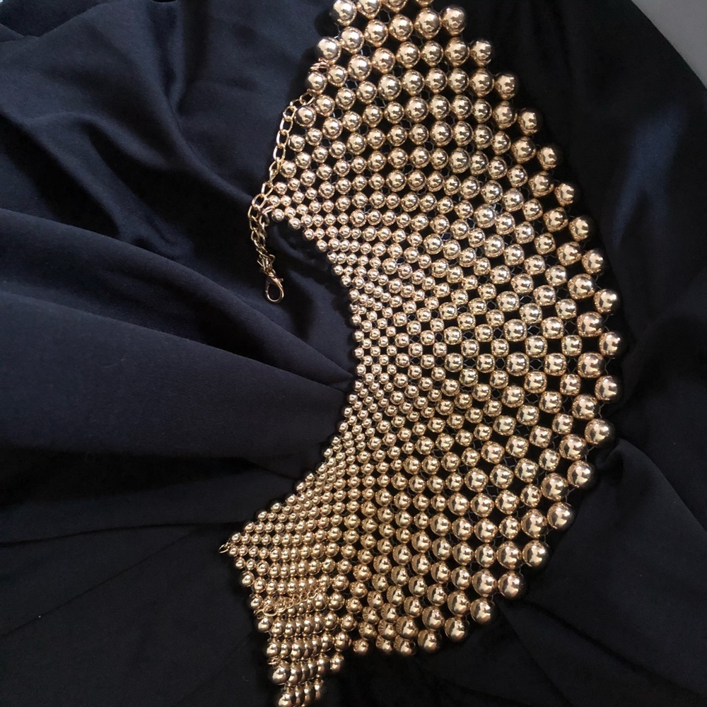 Statement collar necklace gold beaded